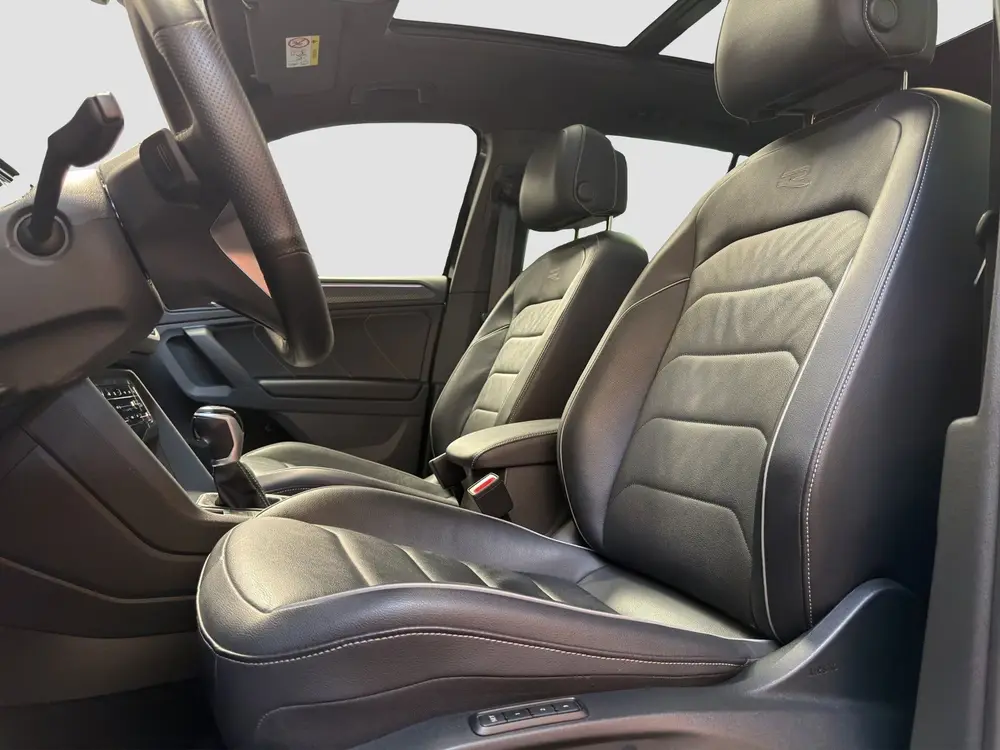 Volkswagen Tiguan 1.4 TSI e-H 245PK|R-Line|360|IQ.|Pano|Me uit 2024, foto 4