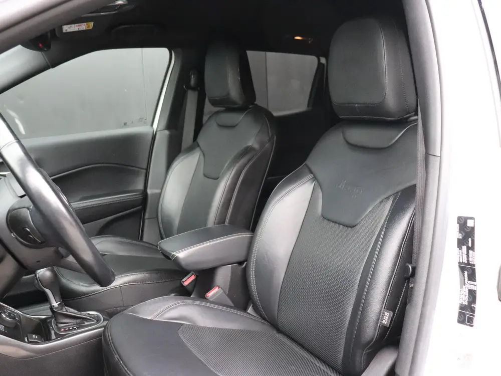Jeep Compass 4xe 240 Plug-in Hybrid Electric S | LEDER | MEM uit 2021, foto 13