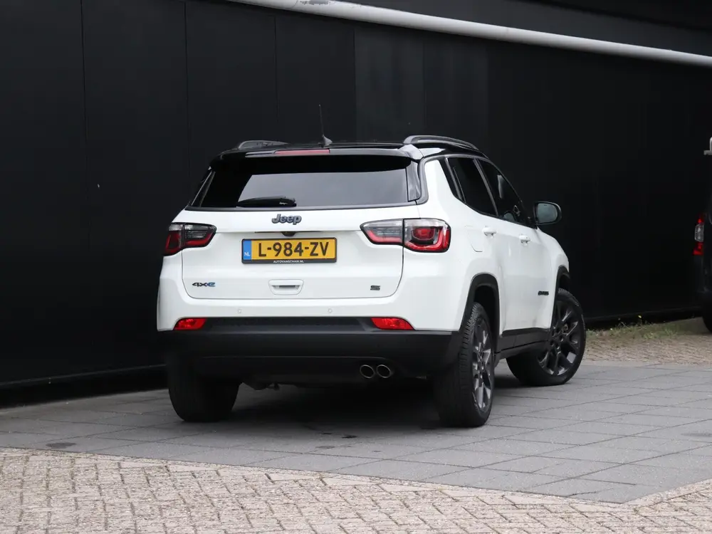 Jeep Compass 4xe 240 Plug-in Hybrid Electric S | LEDER | MEM uit 2021, foto 3