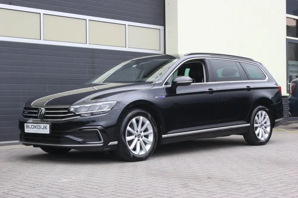 Volkswagen Passat Variant 1.4 TSI GTE Business | Trekhaak | uit 2022, foto 17