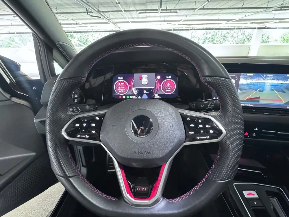 Volkswagen Golf 2.0 TSI 245pk 7-DSG 2023 Zwart uit 2023, foto 9