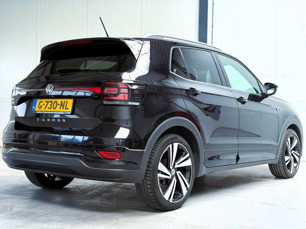 Volkswagen T-Cross 1.0 TSI R-Line|Virtual|Keyless|Stoelverwa uit 2019, foto 4