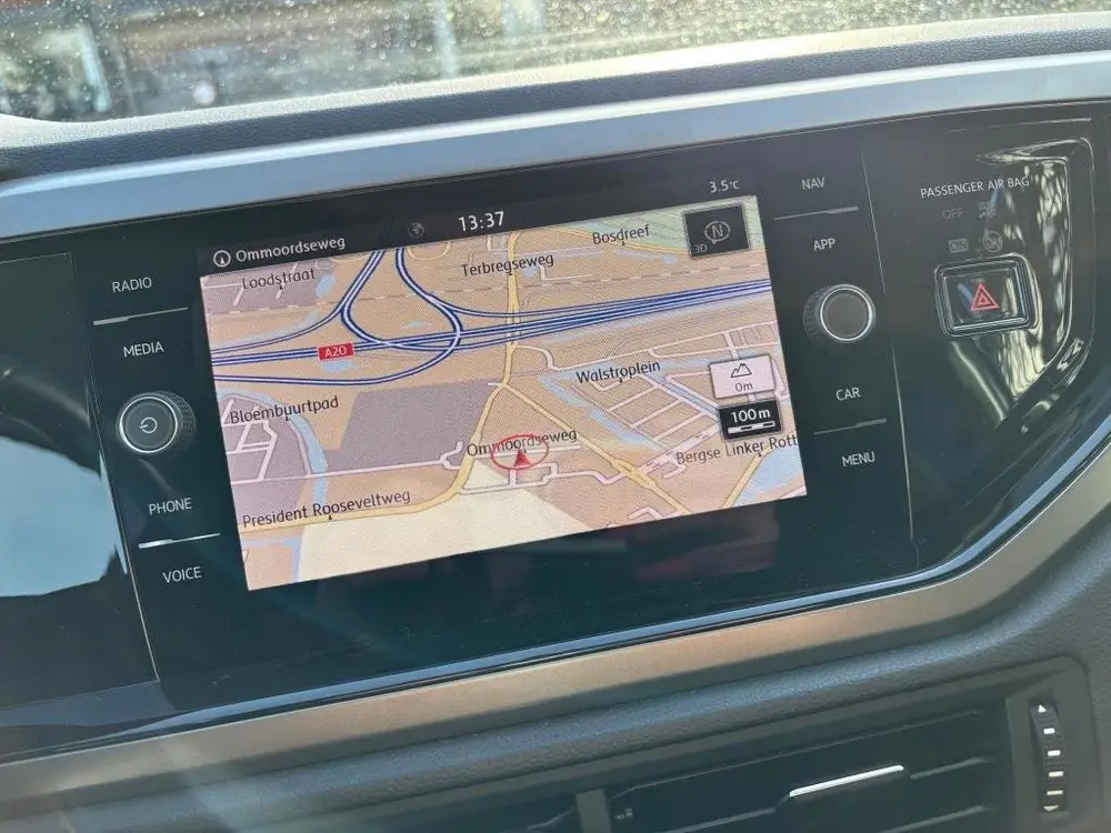 Volkswagen Polo 1.0 MPI Comfortline Navi uit 2019, foto 12
