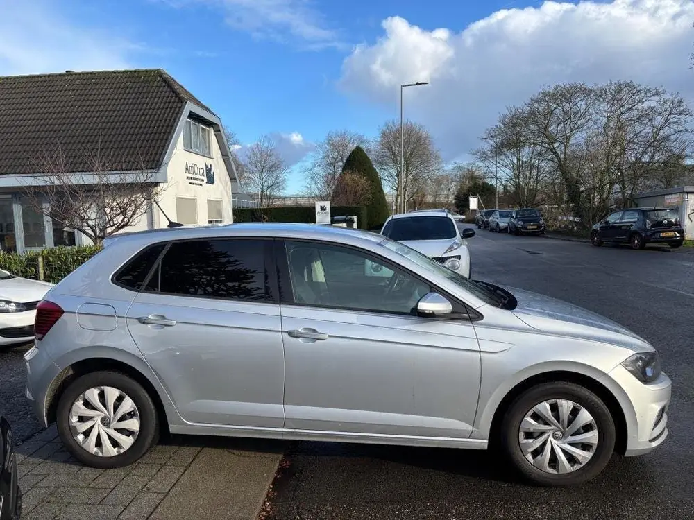 Volkswagen Polo 1.0 MPI Comfortline Navi uit 2019, foto 4