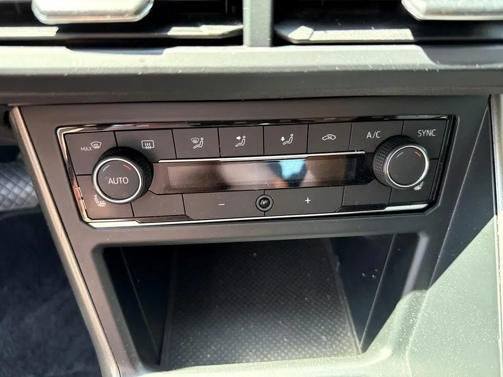 Volkswagen Polo 1.0 TSI Highline , Airco , PDC , Navi uit 2019, foto 14