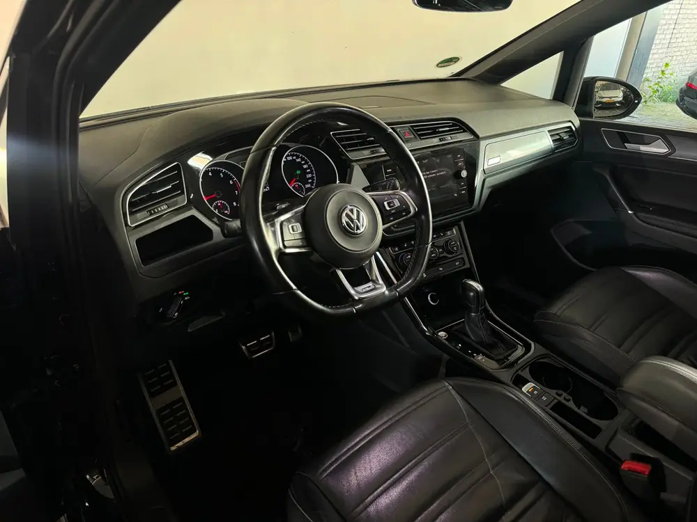 Volkswagen TOURAN 1.5 TSI R-Line 7p Pano|ACC|Keyless|Stoelve uit 2019, foto 9