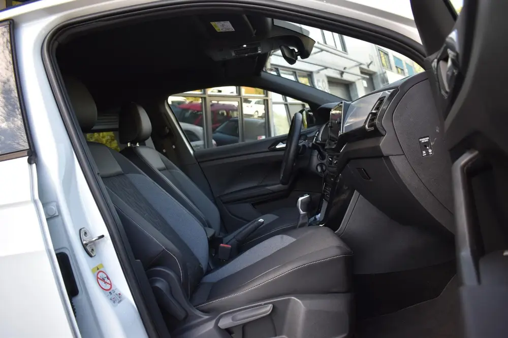 Volkswagen T-Cross 1.0 TSI GOAL Edition DSG Lane Navi Stoelv uit 2025, foto 14