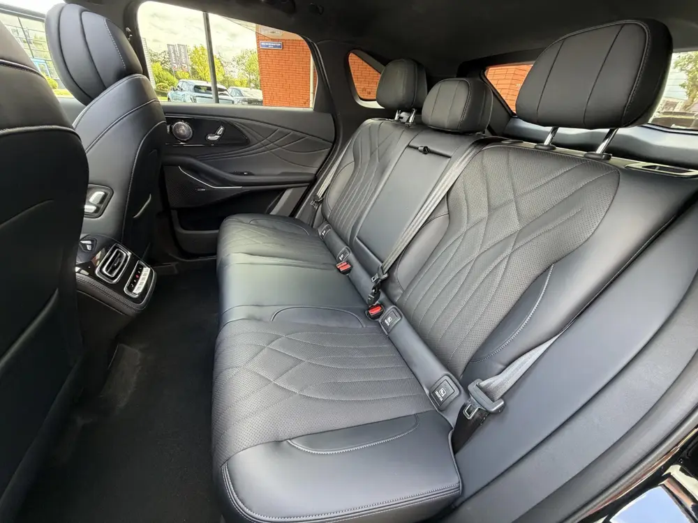Omoda 9 1.5T-GDi SHS-P Premium 5p uit 2026, foto 12