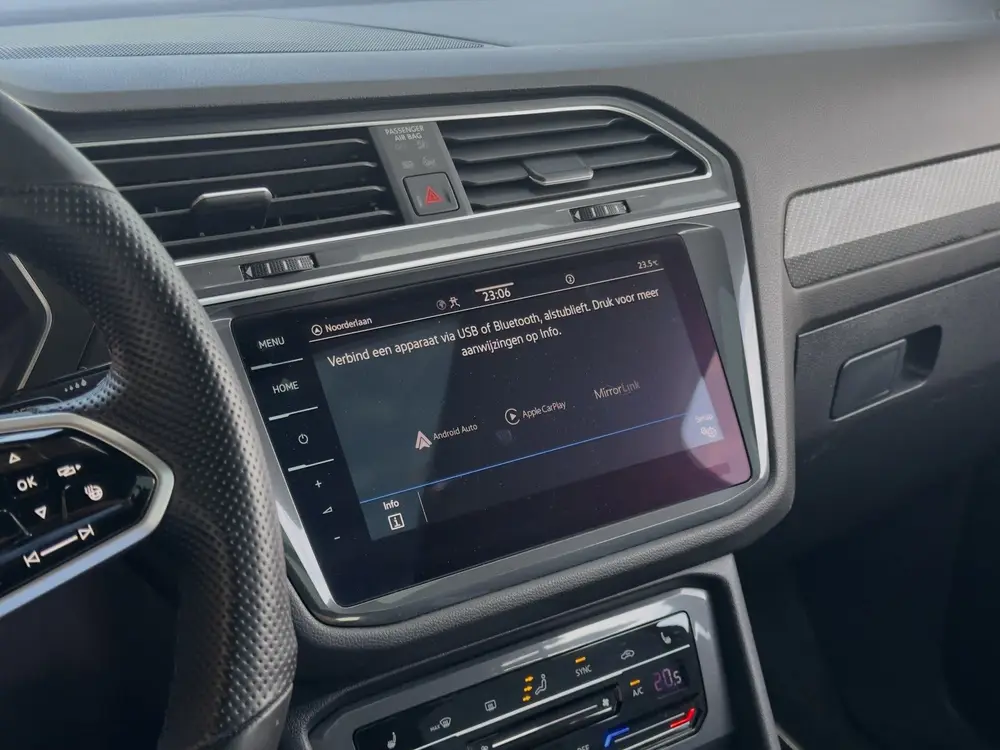 Volkswagen Tiguan Allspace 1.5 TSI AUT7 3X R-LINE 7PERS PANO uit 2022, foto 18