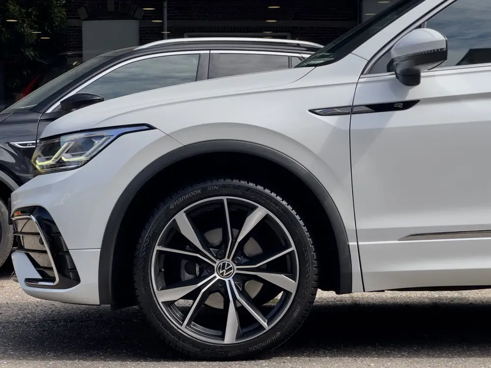 Volkswagen Tiguan Allspace 1.5 TSI AUT7 3X R-LINE 7PERS PANO uit 2022, foto 9