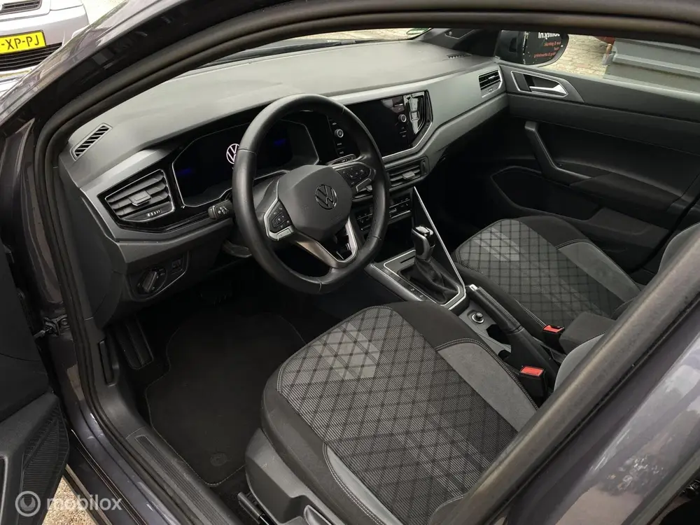 Volkswagen Taigo 1.0 TSI *R-LINE*AUTOMAAT*FULL-OPTION* uit 2023, foto 6