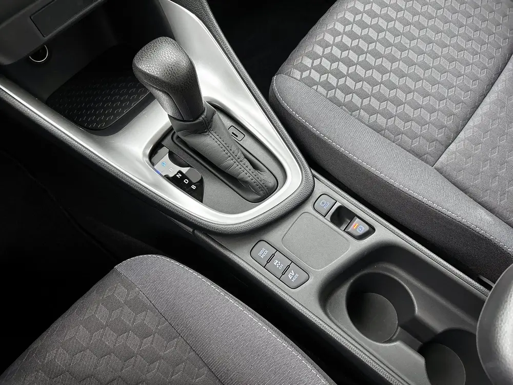 Toyota Yaris 1.5 Hybrid Dynamic uit 2022, foto 10