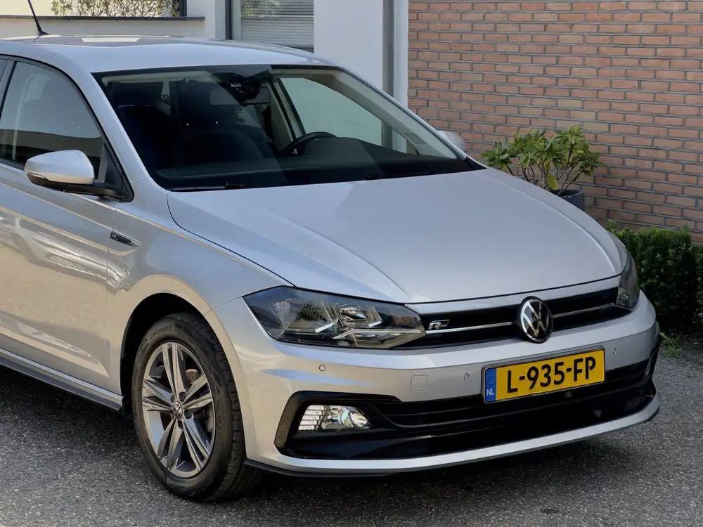 Volkswagen Polo 1.0 TSI AUT7 R-LINE HIGHLINE NAVI DIGI-DASH uit 2021, foto 18