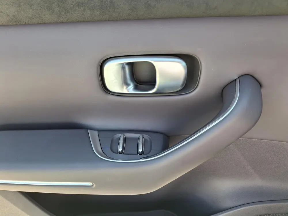 Leapmotor C10 Design 69.9 kWh | Navigatie | Climate control uit 2025, foto 11