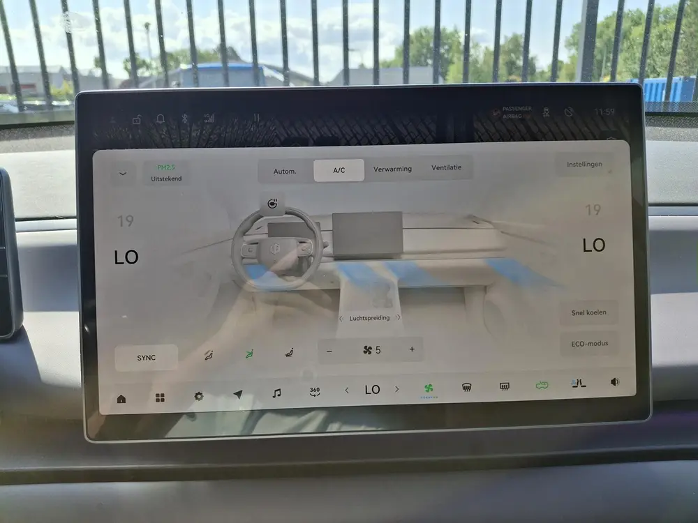 Leapmotor C10 Design 69.9 kWh | Navigatie | Climate control uit 2025, foto 15