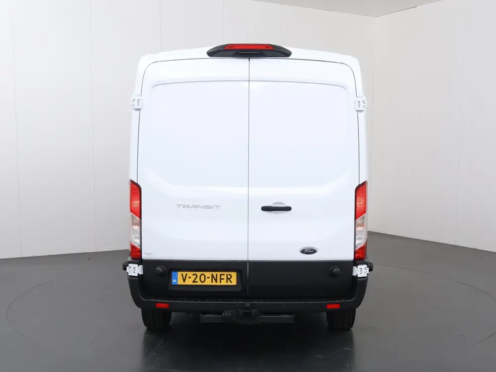 Ford Transit 350 uit 2024, foto 4
