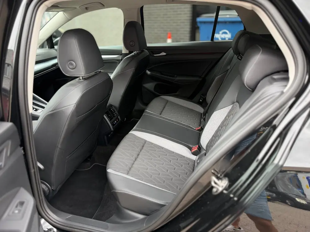 Volkswagen Golf 1.5 eHybrid GOAL,EditionAutomaat,Carplay,Cru uit 2025, foto 16