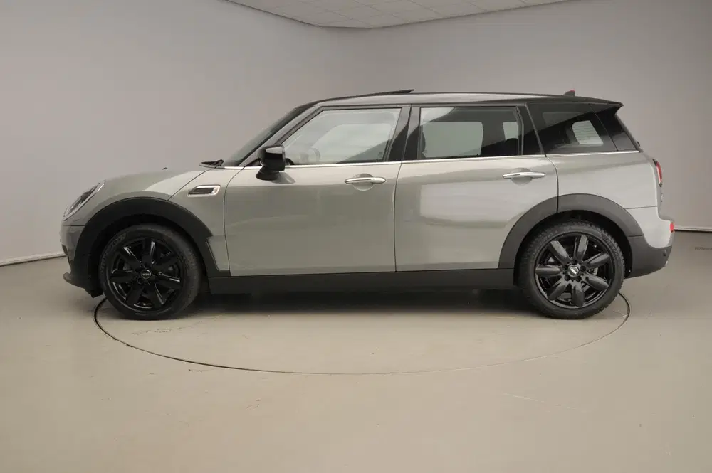 Mini Clubman 1.5 Cooper uit 2022, foto 2
