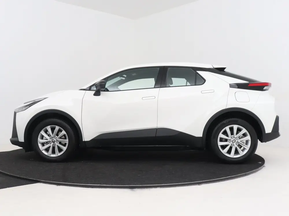 Toyota C-Hr 2.0 Plug-in Hybrid 220 Active (bj 2025) uit 2025, foto 3