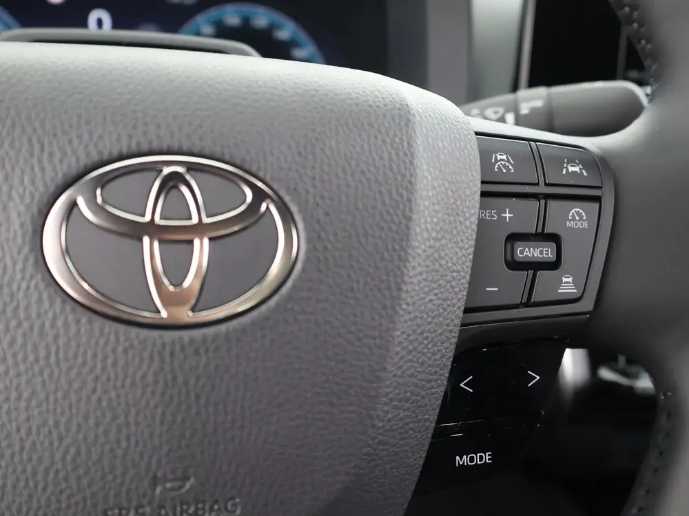 Toyota C-Hr 2.0 Plug-in Hybrid 220 Active (bj 2025) uit 2025, foto 5