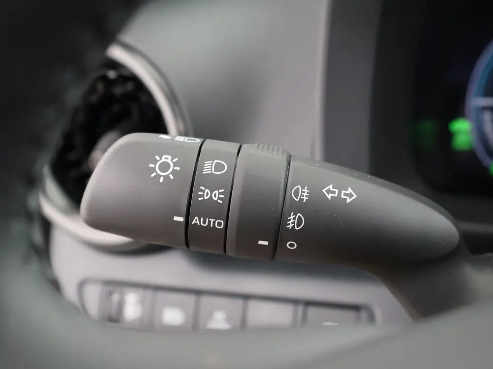 Toyota C-Hr 2.0 Plug-in Hybrid 220 Active (bj 2025) uit 2025, foto 8