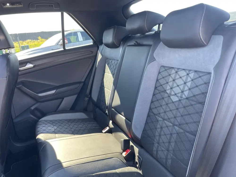 Volkswagen T-Roc 1.5 TSI R-Line Edition *Automaat*Navi via C uit 2025, foto 11