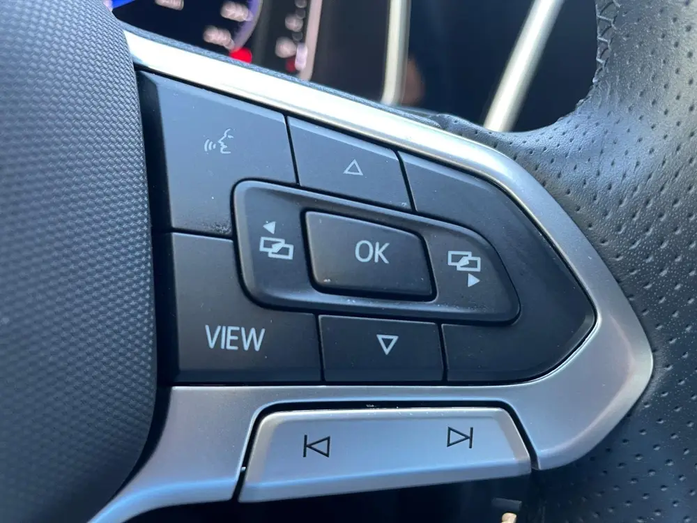 Volkswagen T-Roc 1.5 TSI R-Line Edition *Automaat*Navi via C uit 2025, foto 17