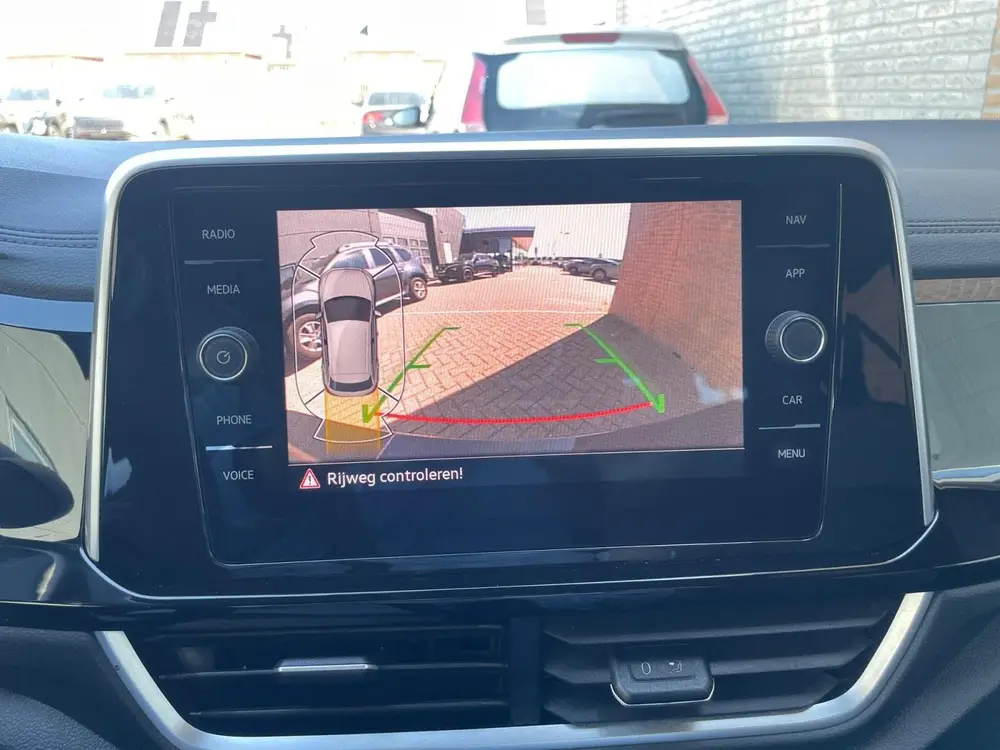 Volkswagen T-Roc 1.5 TSI R-Line Edition *Automaat*Navi via C uit 2025, foto 19