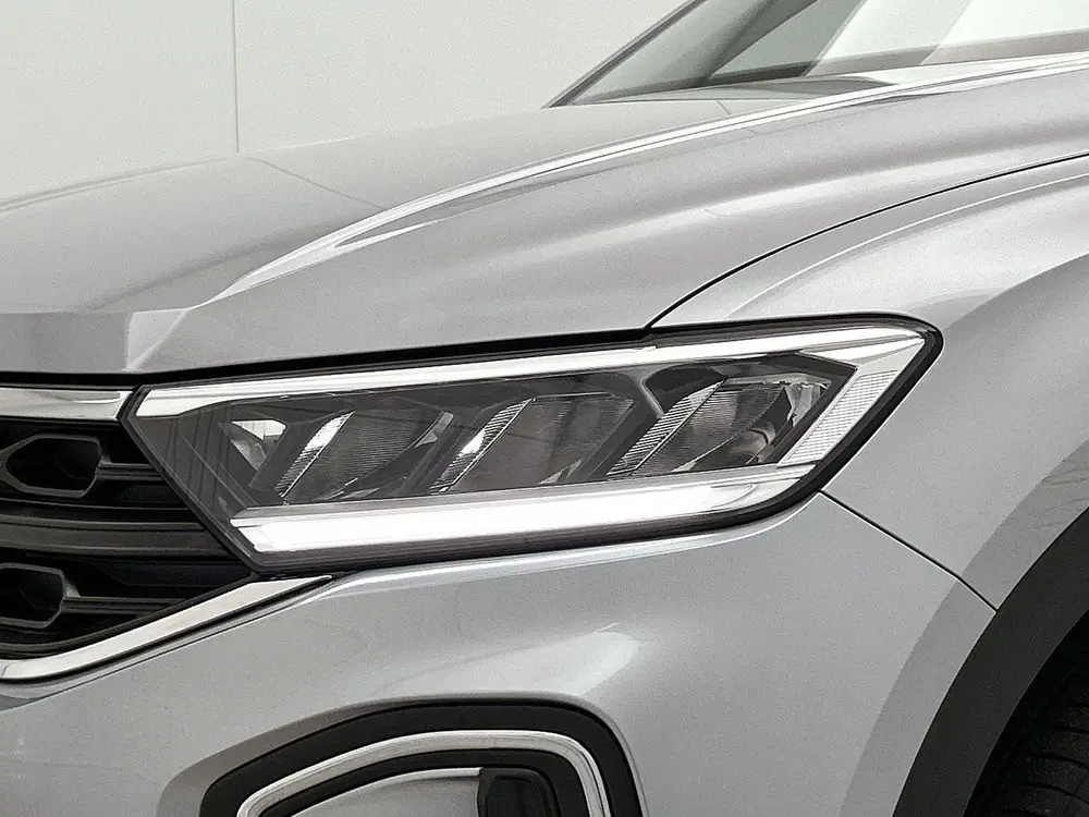 Volkswagen T-Roc 1.0 TSI Life | 110 PK | | Airco | Adaptive uit 2023, foto 13