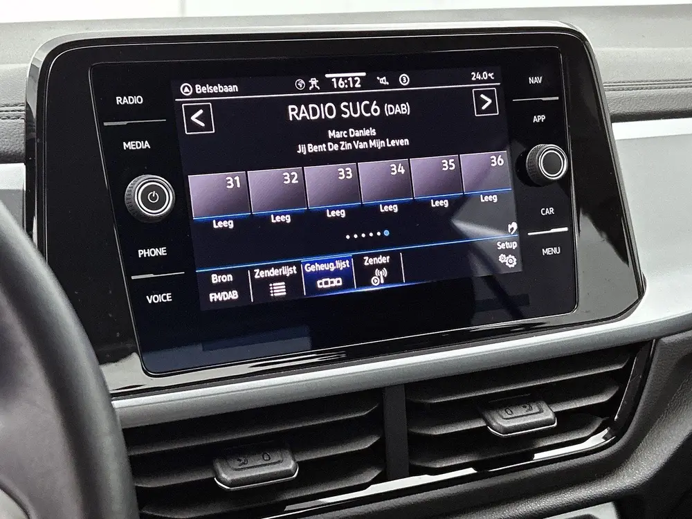 Volkswagen T-Roc 1.0 TSI Life | 110 PK | | Airco | Adaptive uit 2023, foto 7