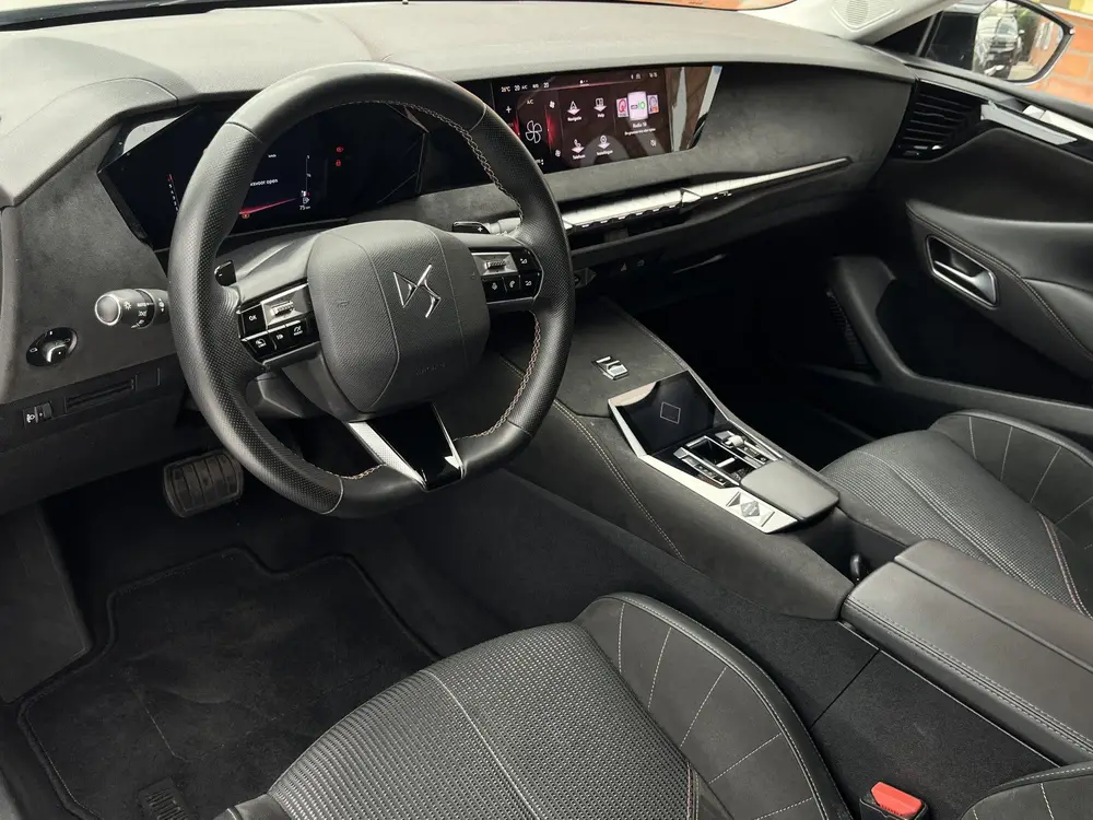 DS Automobiles DS 4 DS DS 4 PureTech 130 Performance Line+ uit 2023, foto 3
