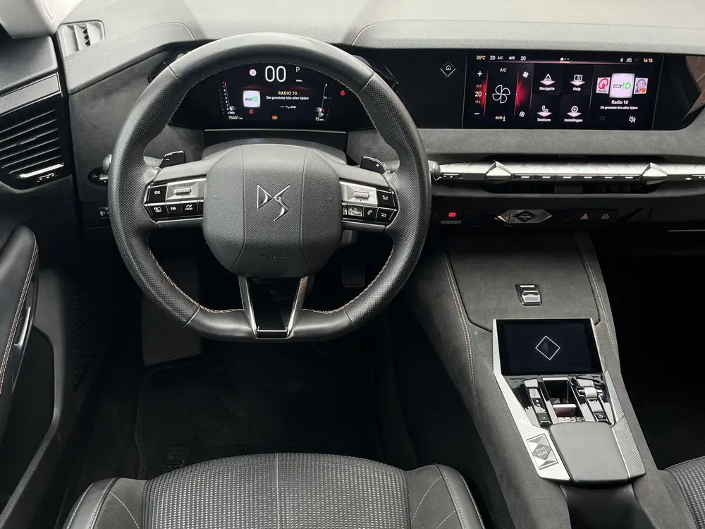 DS Automobiles DS 4 DS DS 4 PureTech 130 Performance Line+ uit 2023, foto 9