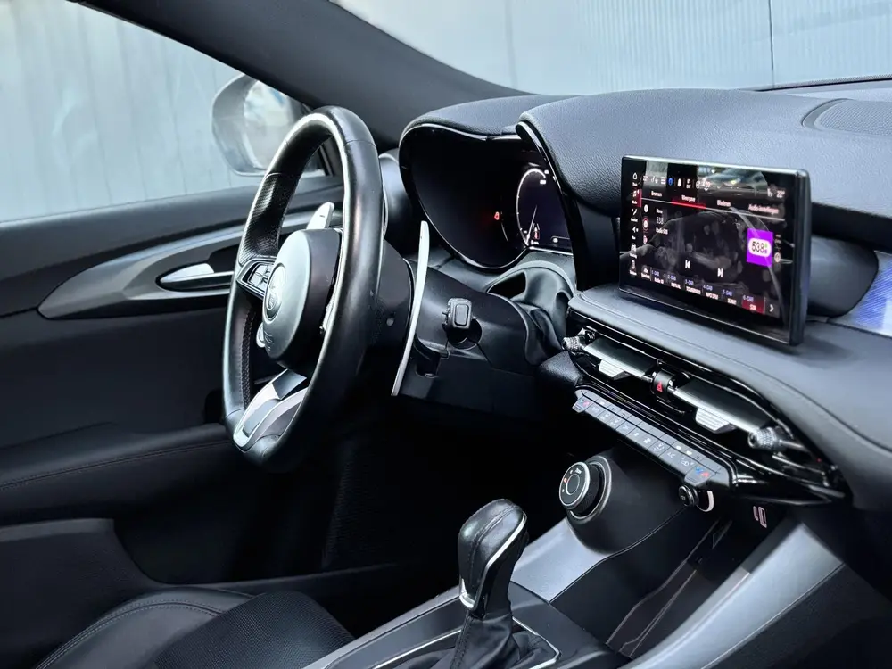 Alfa Romeo Tonale 1.5T Hybrid Edizione Speciale | Apple-Andr uit 2022, foto 2