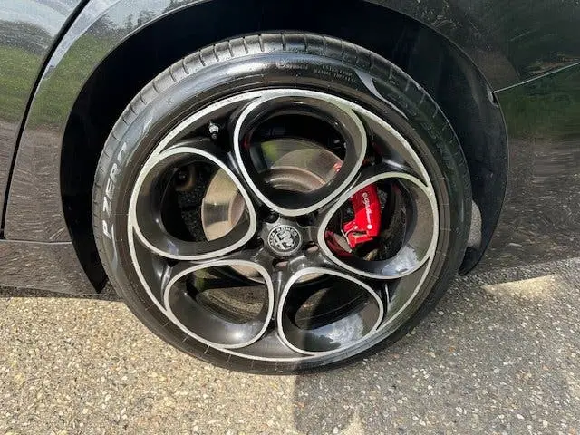 Alfa Romeo Giulia 2.0 T Veloce AWD 280 PK Panoramadak Full O uit 2022, foto 19