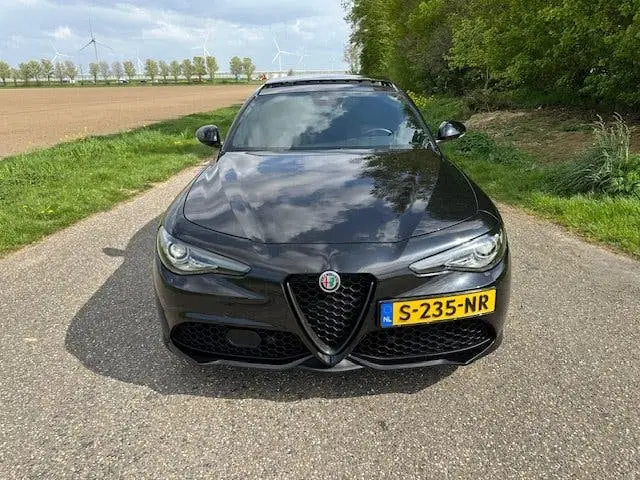 Alfa Romeo Giulia 2.0 T Veloce AWD 280 PK Panoramadak Full O uit 2022, foto 4
