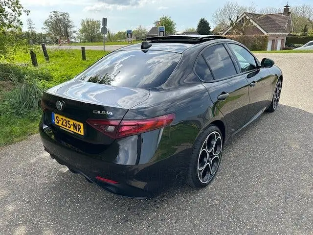 Alfa Romeo Giulia 2.0 T Veloce AWD 280 PK Panoramadak Full O uit 2022, foto 6