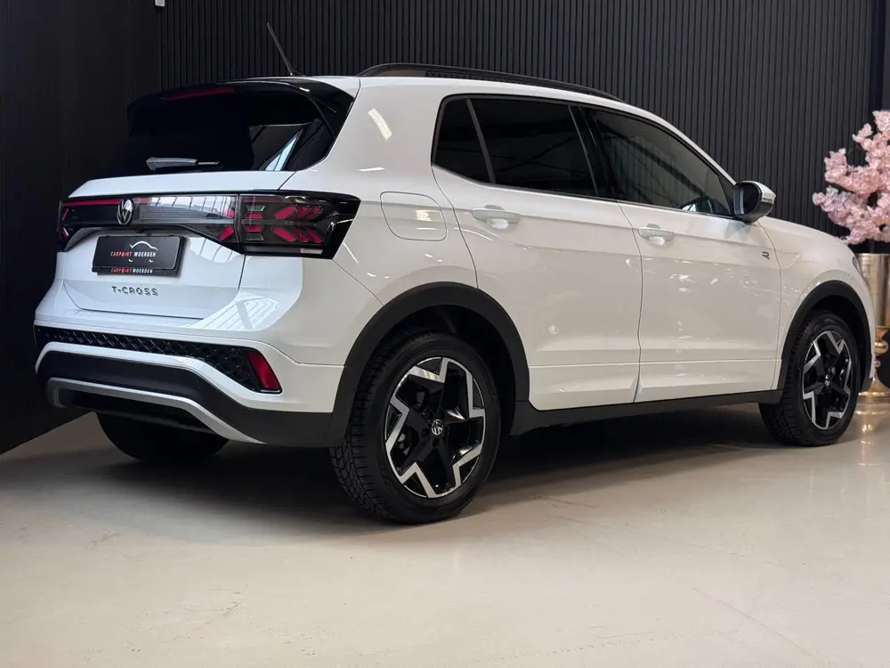 Volkswagen T-Cross 1.5 TSI R-Line DSG | IQ LED | CAMERA | TR uit 2025, foto 6