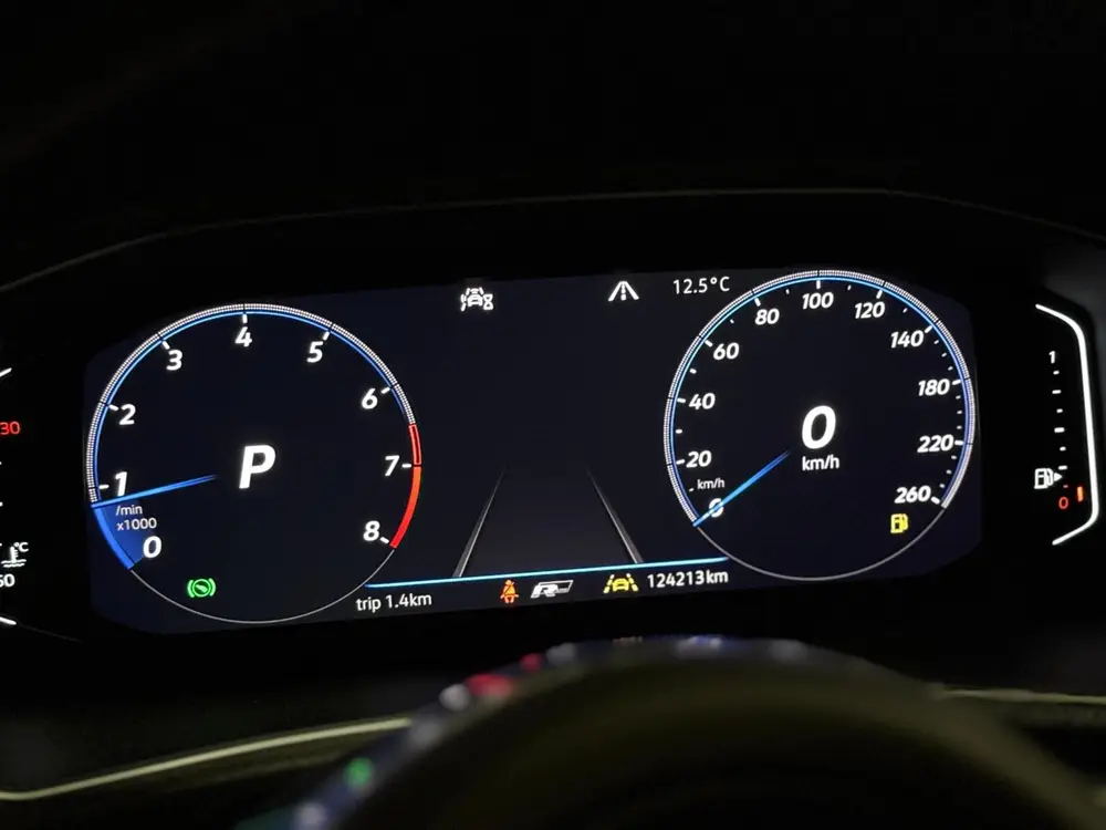 Volkswagen T-Roc 2.0 TSI 4Motion 3X R-LINE | PANO | VIRTUAL uit 2020, foto 14