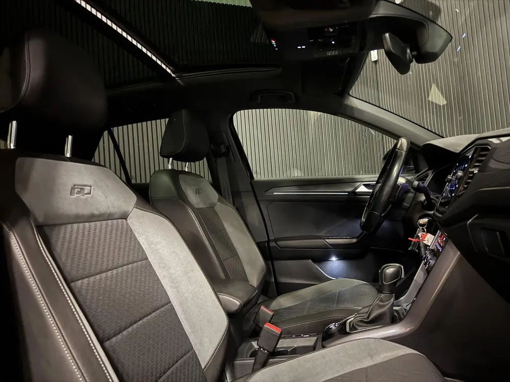 Volkswagen T-Roc 2.0 TSI 4Motion 3X R-LINE | PANO | VIRTUAL uit 2020, foto 20