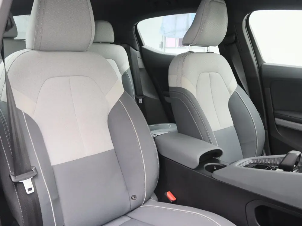 Polestar 2 Standard Range Single Motor 224PK 165Kw 96 uit 2022, foto 15