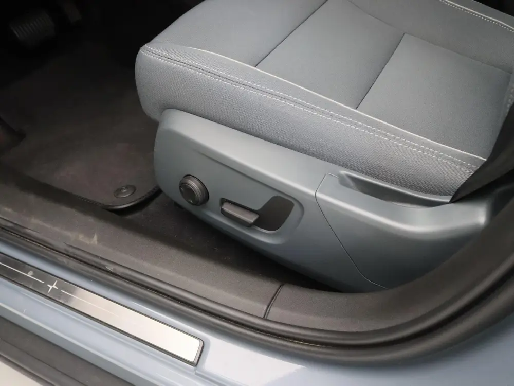 Polestar 2 Standard Range Single Motor 224PK 165Kw 96 uit 2022, foto 18
