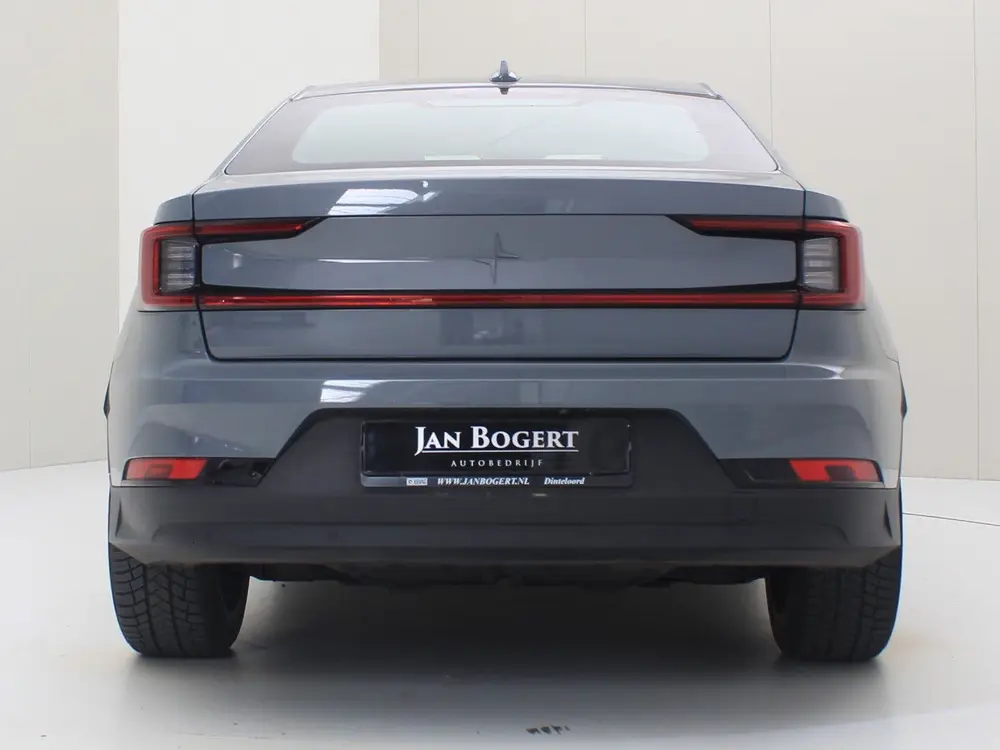 Polestar 2 Standard Range Single Motor 224PK 165Kw 96 uit 2022, foto 7