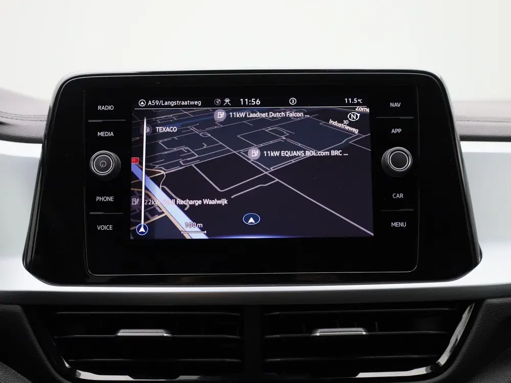 Volkswagen T-Roc 1.0 TSI Life | Navigatie | Draadloze Apple uit 2024, foto 16