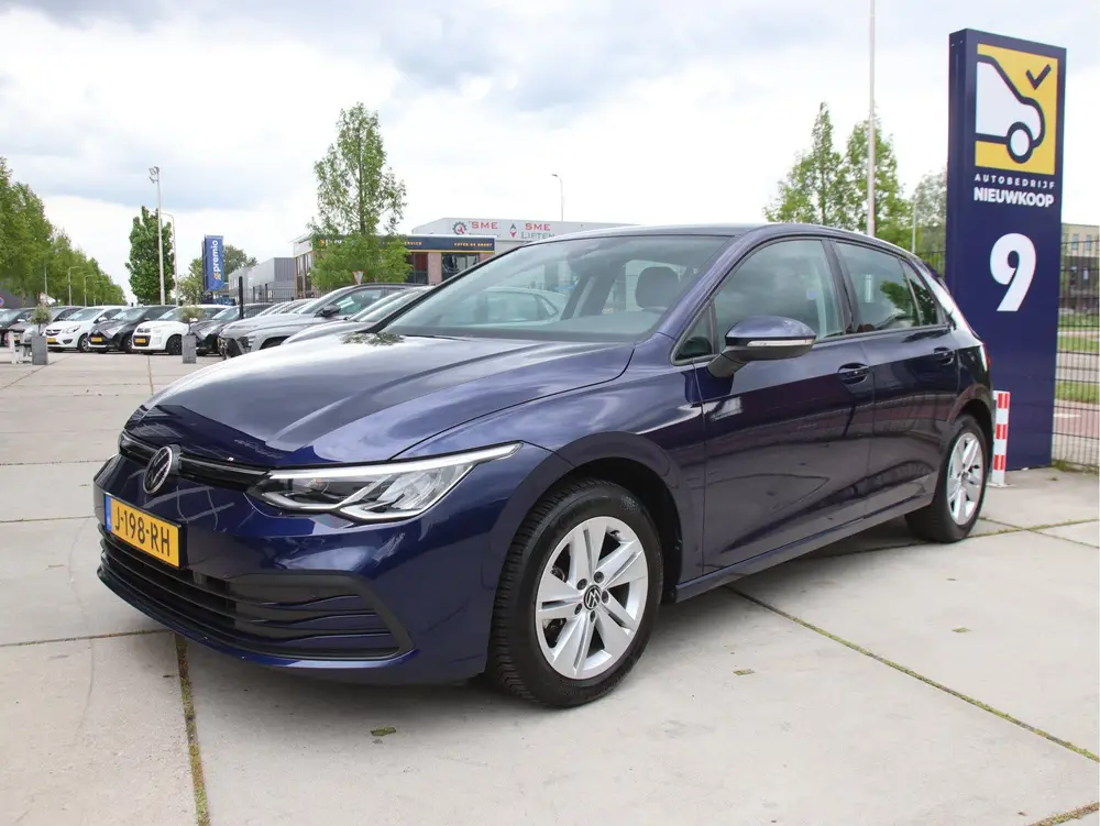 Volkswagen Golf 1.0 TSI Life Digital Cockpit, FULL LED, ACC uit 2020