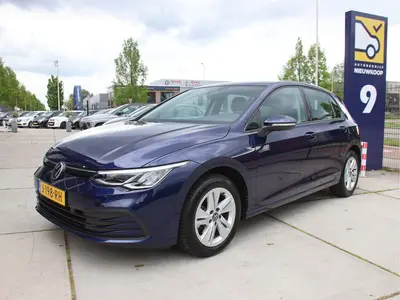 Volkswagen Golf 1.0 TSI Life Digital Cockpit, FULL LED, ACC uit 2020