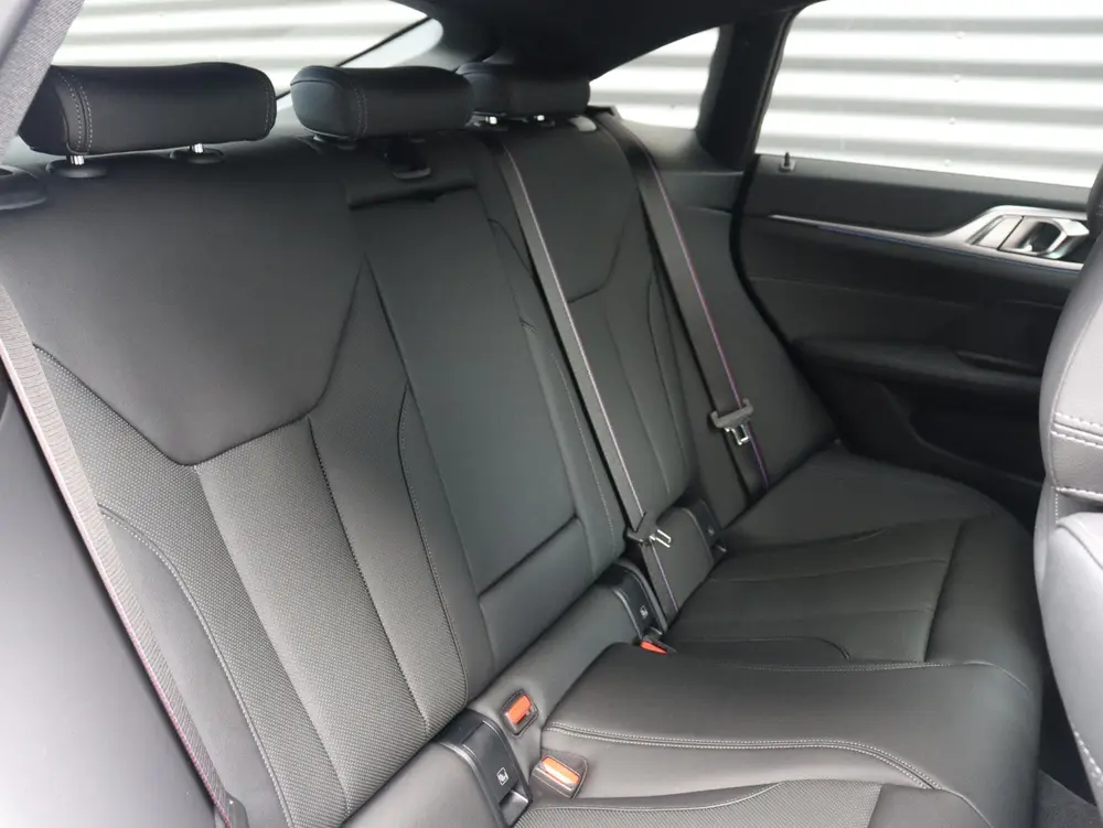 BMW i4 eDrive35 uit 2026, foto 11