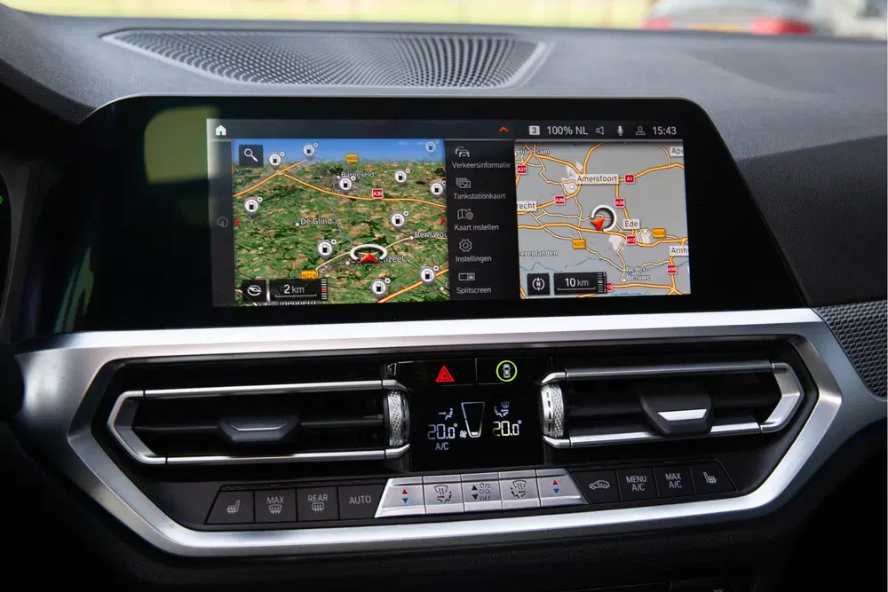 BMW 3-serie 3 Serie Touring 330i High Executive M-Spor uit 2021, foto 15