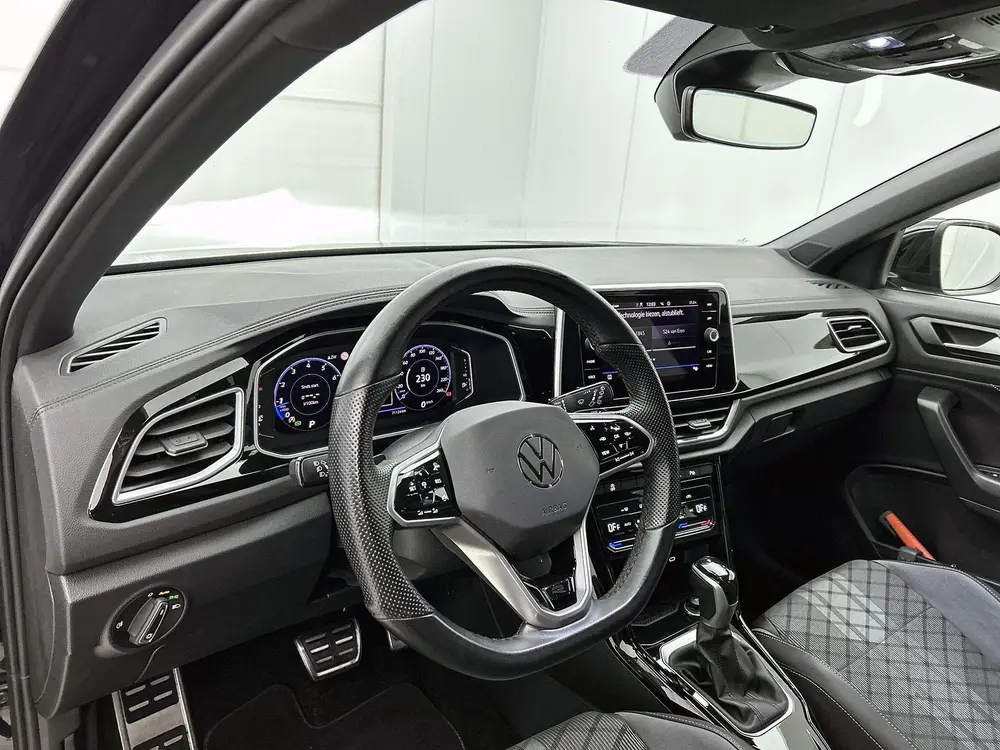 Volkswagen T-Roc 1.5 TSI R-Line | 150 PK | Automaat | Parkee uit 2023, foto 17