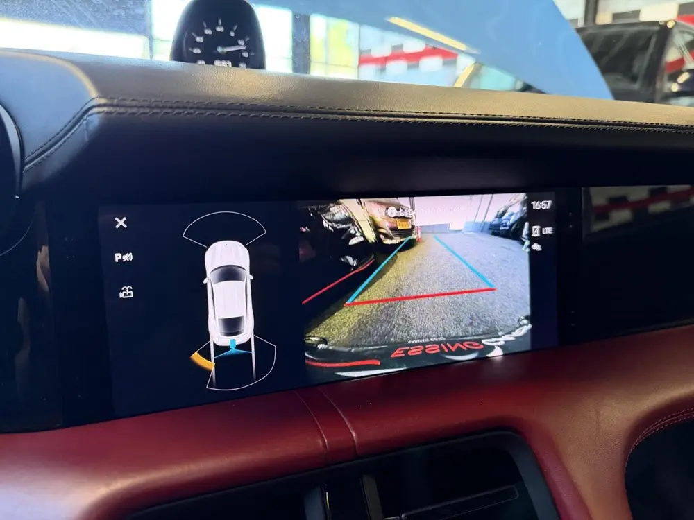 Porsche Taycan 4S 79 kWh uit 2020, foto 16