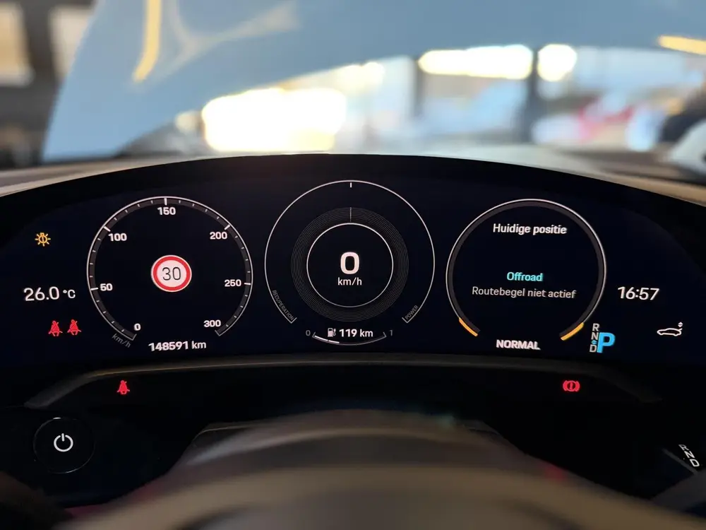 Porsche Taycan 4S 79 kWh uit 2020, foto 18